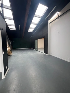 Local d’activité à louer avec parking clos – Saint vivien, La Rochelle (17)