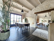 Single-storey Charentaise house with swimming pool, 154 m², near La Rochelle (17)