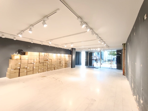 Location Local commercial 130m2 avec appartement emplacement N°1 - centre SAINT PIERRE D'OLERON (17)