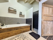 Single-storey Charentaise house with swimming pool, 154 m², near La Rochelle (17)