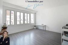 Rare opportunité : Immeuble libre de 175 m2 à vendre au centre ville de SAINT AMAND LES EAUX (59)