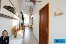 Propriété complète : Une maison de 160m2 + 3 gîtes meublés (possibilité 4) + Hangar + Terrain à Nivelle (59)
