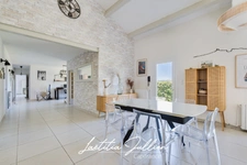 La Penne-sur-Huveaune – Maison T5 de plain-pied 155 m² – Piscine – Vue dégagée – Sans vis-à-vis