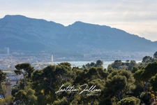 Dpt Bouches du Rhône (13), for sale MARSEILLE 8TH DISTRICT Exceptional modern villa to complete T5 of 250m² - Land of 700m² Panoramic view - Carré d'OR district - Haut de Périer