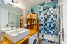 EXCLUSIVE – Renovated one-bedroom apartment with terrace and parking – Very quiet location, 5-minute walk to the beach – Carré d'Or area of Les Lecques