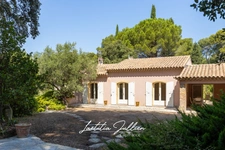 En exclusivité par Laëtitia JULLIEN – Marseille 11e – Saint-Menet – Propriété T4 de près de 150 m² habitables avec studio indépendant, piscine et jardin arboré de plus de 1 500 m²