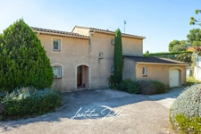 MARSEILLE 12th | 5-BEDROOM VILLA OF 165 m² IN A DOMINANT POSITION – UNINTERRUPTED VIEWS, SEA AND POOL VIEWS