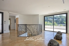 Californian-style villa with 5 bedrooms + separate 2-bedroom apartment and swimming pool – Les Accates, Marseille 11th arrondissement