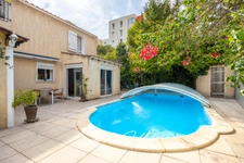 EXCLUSIVITÉ – MARSEILLE 11ᵉ – MAISON T4 AVEC PISCINE, JARDIN ET GARAGE – RÉSIDENCE SÉCURISÉE