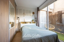 EXCLUSIVE – Renovated one-bedroom apartment with terrace and parking – Very quiet location, 5-minute walk to the beach – Carré d'Or area of Les Lecques