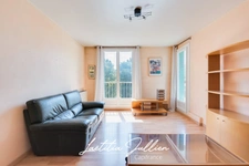 En exclusivité par Laëtitia JULLIEN – Marseille 10ème – Les Collines – T4 traversant de 83,83 m² avec balcon et loggia au pied du Parc des Bruyères