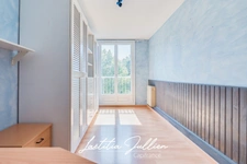En exclusivité par Laëtitia JULLIEN – Marseille 10ème – Les Collines – T4 traversant de 83,83 m² avec balcon et loggia au pied du Parc des Bruyères