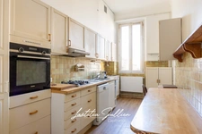 Haussmannian apartment, 184.77 m² – 7 rooms – Entire landing – Marseille 8th arrondissement - PERIER