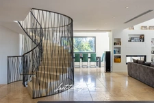 Californian-style villa with 5 bedrooms + separate 2-bedroom apartment and swimming pool – Les Accates, Marseille 11th arrondissement