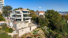 Dpt Bouches du Rhône (13), for sale MARSEILLE 8TH DISTRICT Exceptional modern villa to complete T5 of 250m² - Land of 700m² Panoramic view - Carré d'OR district - Haut de Périer