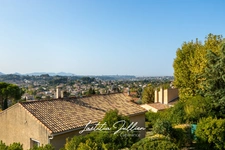 Exclusive listing – 4-bedroom villa of 126 m² with swimming pool and panoramic views – Allauch (Les Côtes Rôties - Logis Neuf)