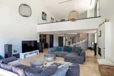 Californian-style villa with 5 bedrooms + separate 2-bedroom apartment and swimming pool – Les Accates, Marseille 11th arrondissement