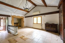 Exclusive listing – Old property requiring reconstruction – Aubagne / Éoures road area