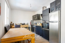 BAISSE DE PRIX [EXCLUSIVITÉ] Maison de plain-pied T3 – Terrain plat 906 m² – Proche village d’Éoures
