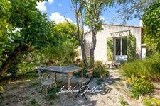 Lascours – Maison de village T4 avec jardin, terrasse et stationnement