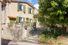 Lascours – Maison de village T4 avec jardin, terrasse et stationnement