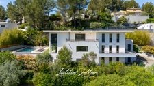Californian-style villa with 5 bedrooms + separate 2-bedroom apartment and swimming pool – Les Accates, Marseille 11th arrondissement