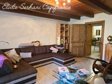 Maison de caractère T7 de 174m2 + grange à Desandans 