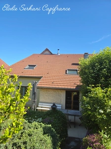 Maison de caractère T7 de 174m2 + grange à Desandans 