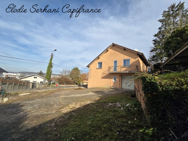 En Exclusivité, Maison T7 de 130m2 habitable sur une parcelle de 648m2 + 1 dépendance à Exincourt