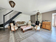 À VENDRE ILE D'OLERON – Maison individuelle coup de cœur 5 pièces – Terrain clos & terrasses + Garage – 349 990 € FAI