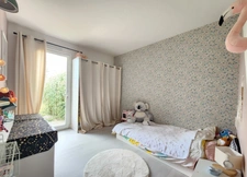 Maison individuelle coup de cœur 5 pièces 114m² – Terrain clos & terrasse + Garage – 2.5 km de la plage