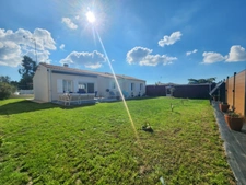 À vendre : Charmante maison de plain-pied 4 pièces – 97 m² habitables + grand garage et abri bois - SAINT PIERRE D'OLERON (17)