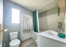 Maison individuelle coup de cœur 5 pièces 114m² – Terrain clos & terrasse + Garage – 2.5 km de la plage