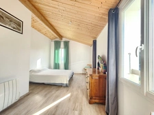 À VENDRE ILE D'OLERON – Maison individuelle coup de cœur 5 pièces – Terrain clos & terrasses + Garage – 339 150 € FAI