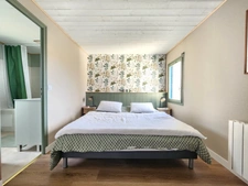Maison individuelle coup de cœur 5 pièces 114m² – Terrain clos & terrasse + Garage – 2.5 km de la plage