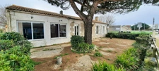 A vendre local d'activité 215m² emplacement premium avec forte visibilité à SAINT PIERRE D'OLERON
