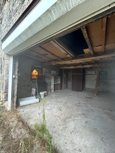 Garage à vendre AUMAGNE (17)