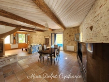 Maison de village 253 m² (169 m² habitables)+ garage + terrasse et mezzanine – Elne Centre historique – Idéal investisseur ou famille ELNE (66)