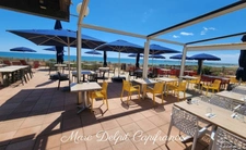 Fonds de commerce à vendre LEUCATE (11) Bar restaurant "les pieds dans l'eau", grande terrasse accès direct sur la plage