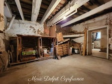 Maison de village 253 m² (169 m² habitables)+ garage + terrasse et mezzanine – Elne Centre historique – Idéal investisseur ou famille ELNE (66)