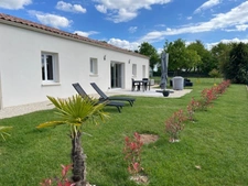 Maison Plain-pied 112m² proche de SAINT JEAN D'ANGELY (17)