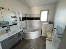 Maison plain pied 120m² , 4chambres, jardin, grand garage, piscine