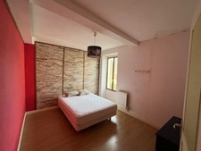 Appartement 80m² centre ville SAINT JEAN D'ANGELY (17)