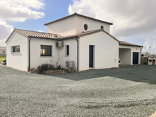 Maison 4 chambres, garage, jardin clos