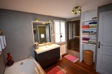 CHARLY SUR MARNE (02)  à vendre Maison de caractère de 7 pièces 