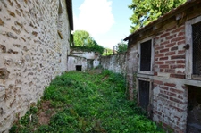 CHÂTEAU THIERRY (02) Maison à vendre de 5 pièces à rénover entièrement avec des dépendances. INVESTISSEURS
