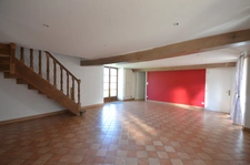 Proche de MONTMIRAIL (51) à vendre charmante longère de 240 m2 