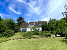 CHATEAU THIERRY (02) à vendre maison d'architecte de 167 m² avec sous-sol total