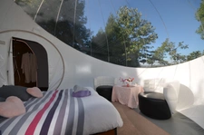 DORMANS (51), à vendre jolie maison de campagne avec son logement insolite