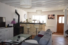 Provins 77,  à vendre jolie Maison en pierres de 5 pièces avec beau jardin